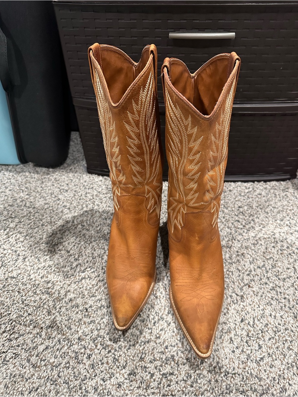 Pilgrim Tan Leather Pointed-Toe Western Boots